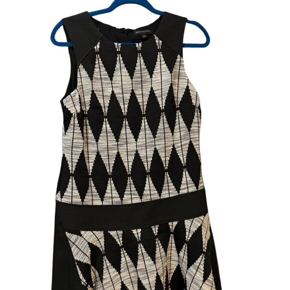 Banana Republic Diamond Jacquard Drop-Waist Dress | Size 8 - Picture 1 of 4